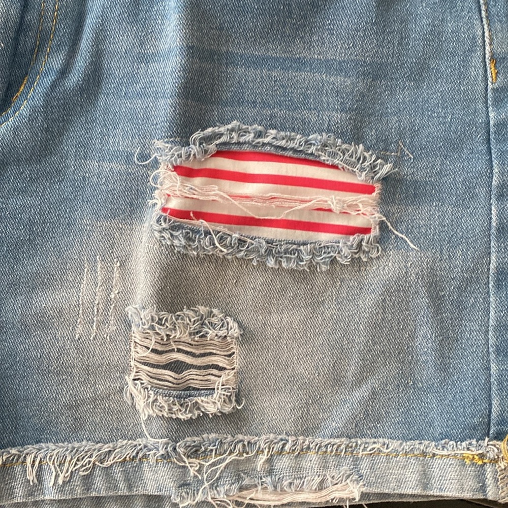 Distressed Denim Jean Shorts Size 2XL - Picture 2 of 6